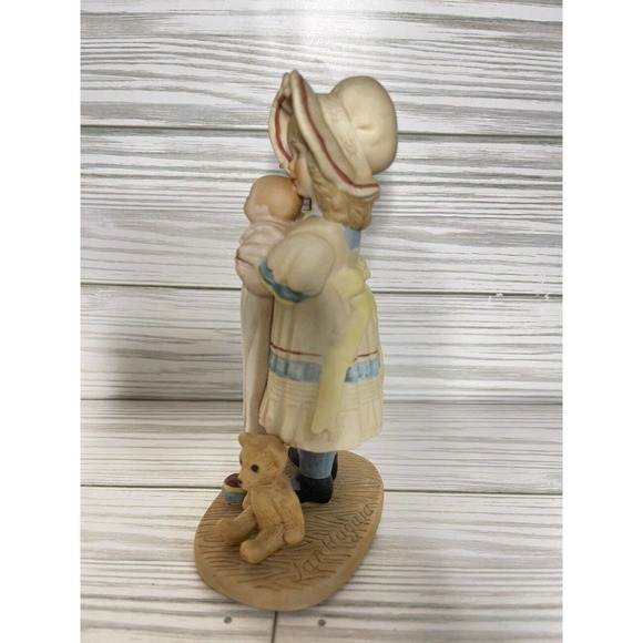 Jan Hagara Collectible Figurine Jenny & Her Bye-Lo Doll Figurine Numbered AS IS! - Picture 2 of 12